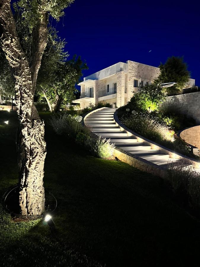 Essenza Relais Contemporaneo Bed & Breakfast Чистернино Екстериор снимка