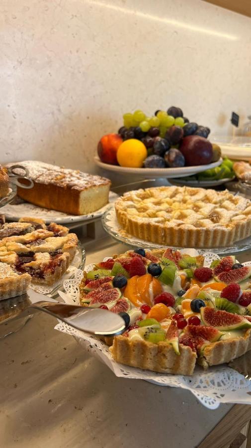 Essenza Relais Contemporaneo Bed & Breakfast Чистернино Екстериор снимка